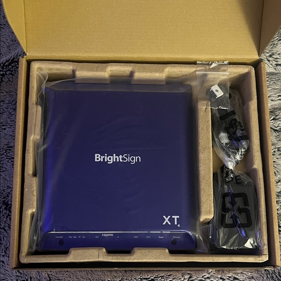XT Purple Media Player - Picture 1 of 3